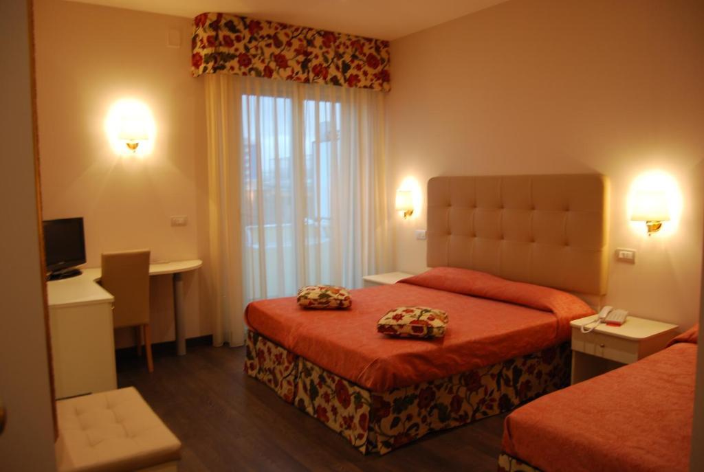 Hotel Bahia سان بنيديتّو ديل ترونتو الغرفة الصورة
